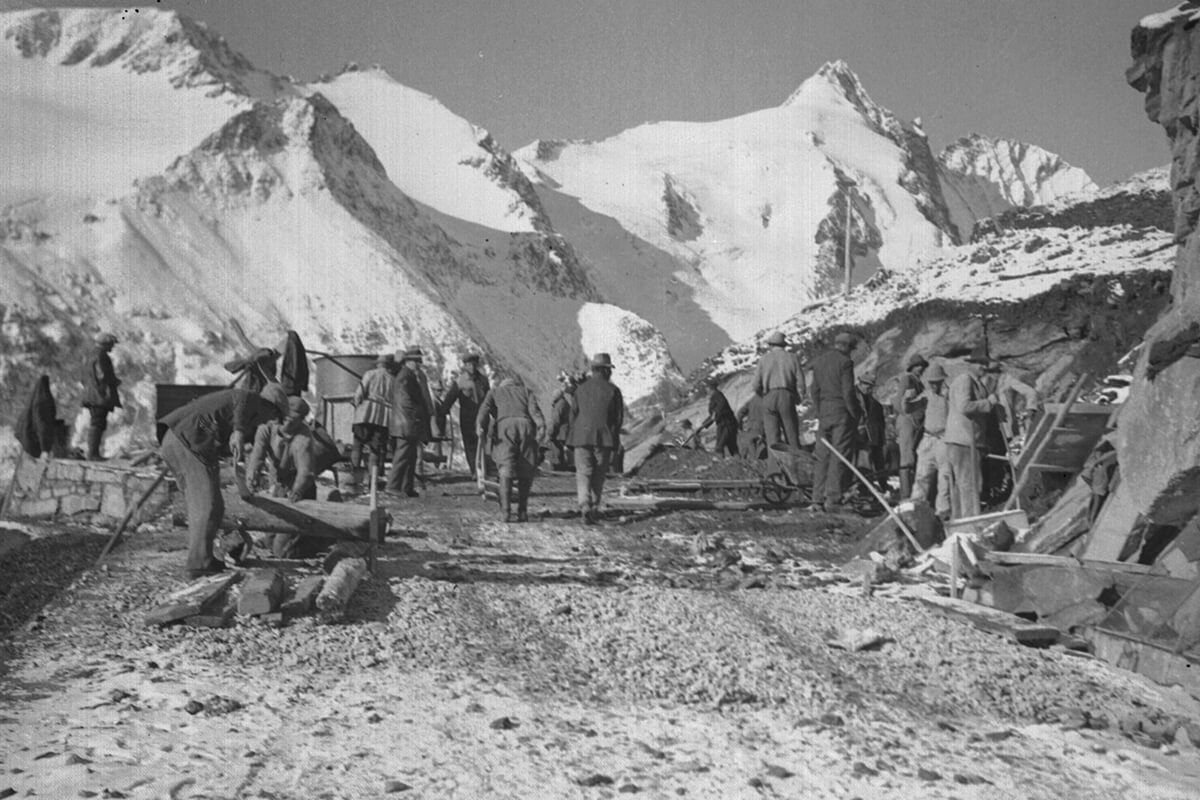 old picture building the Grossglockner High Alpine Road